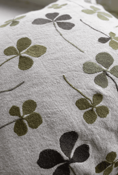 Putetrekk - Clover brodert 